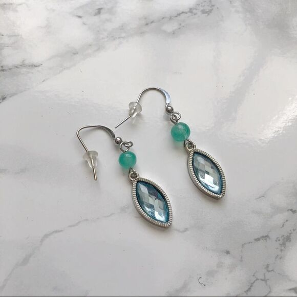 2/$30 Blue Green Gold Chain Necklace w matching dangle drop Earrings Set - Picture 2 of 2